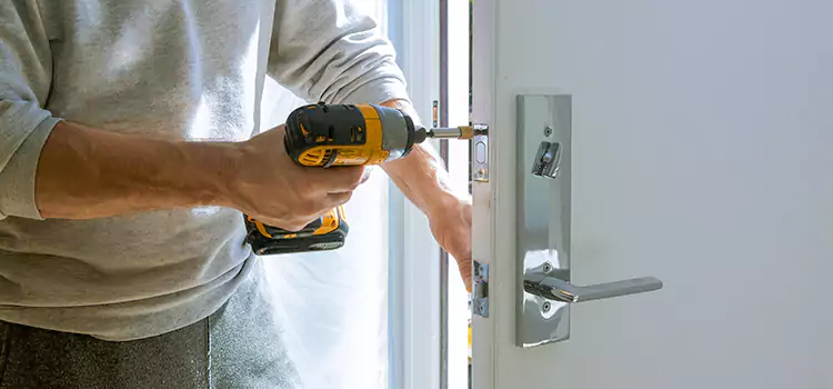 Door Knob Lock Repair Oak Bay